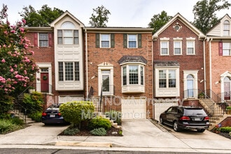 Building Photo - 6006 Kelsey Ct