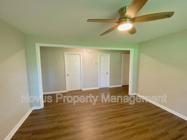 Foto del edificio - 3171 E Hwy 166