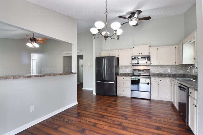 Building Photo - 1211 Flagstone Dr