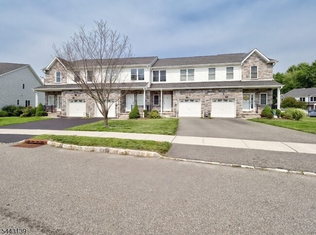 Building Photo - 26 DeCroce Ct