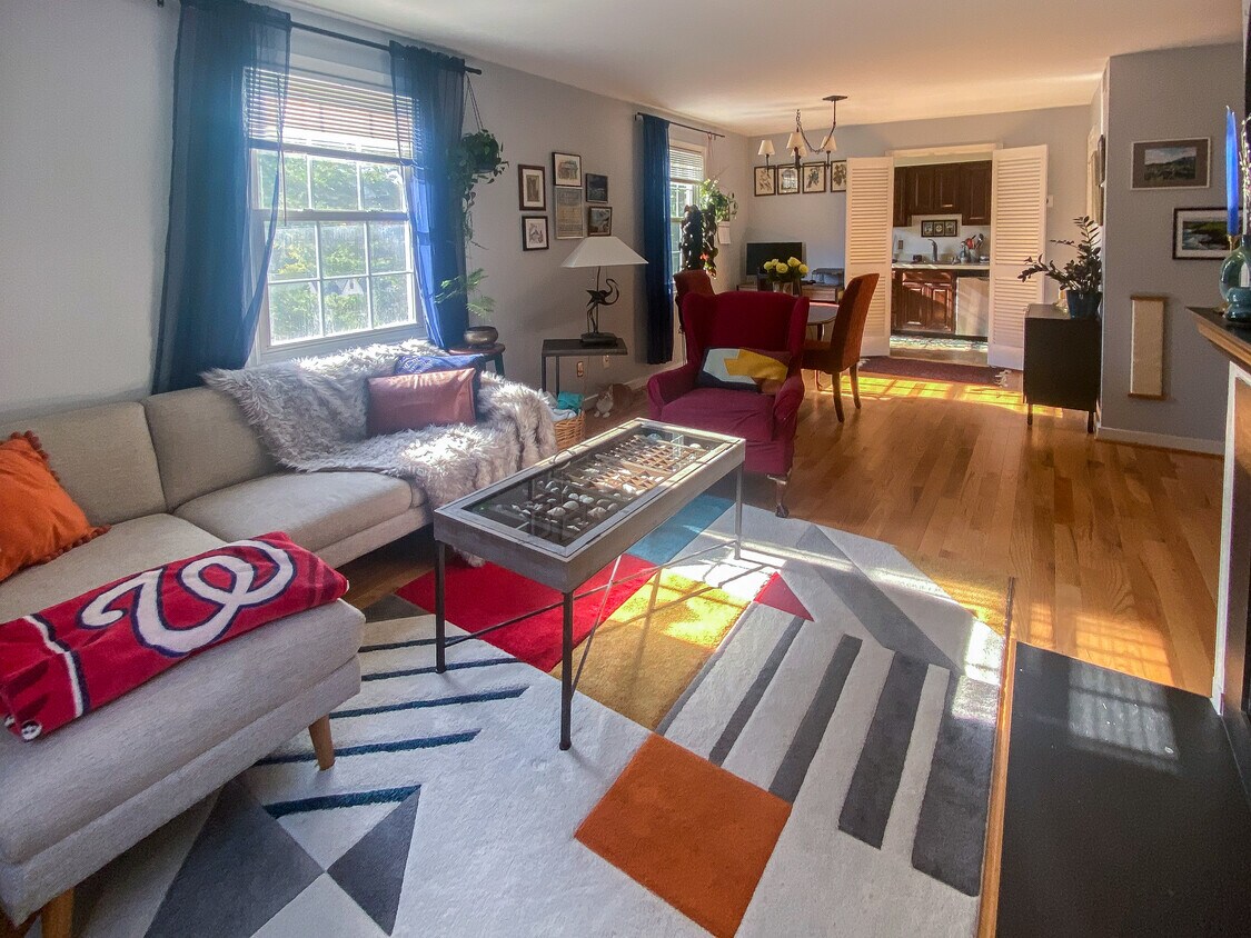 Foto principal - 2242 Washington Avenue