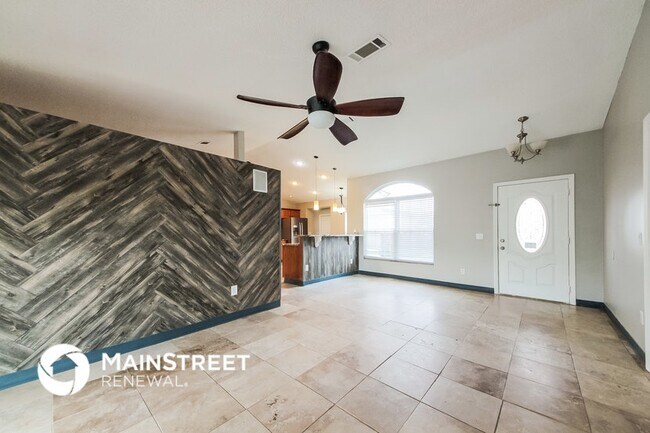 Foto del edificio - 637 Regency Way