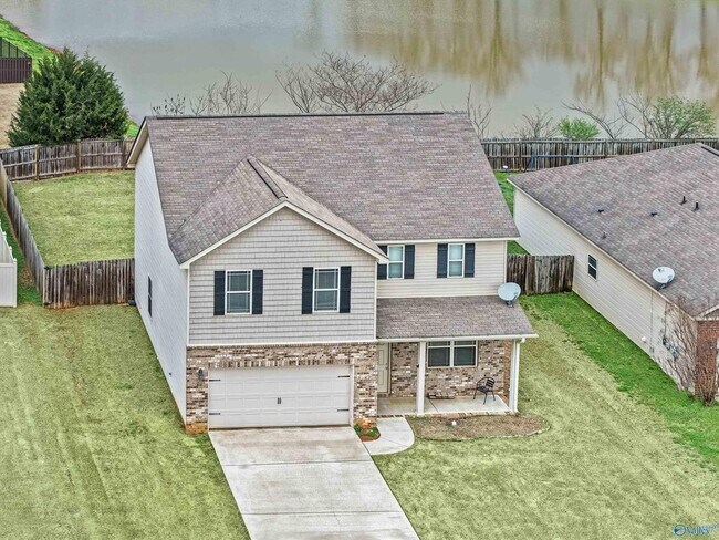 Building Photo - 30057 Glenrose Way