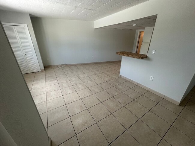 Foto del edificio - 2036 NE 18th St