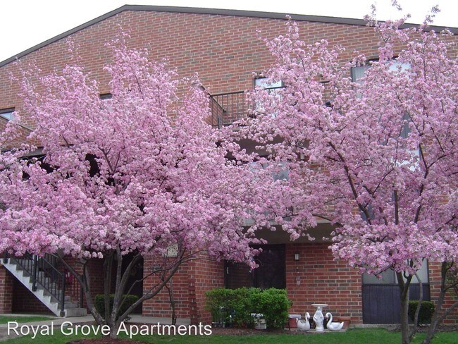 Foto del edificio - 1182-1182 Grove Ave