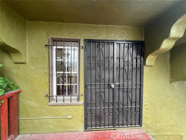 Foto del edificio - 6164 Outlook Ave