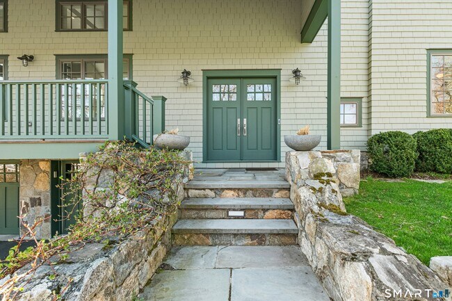 Foto del edificio - 9 Dancing Bear Rd