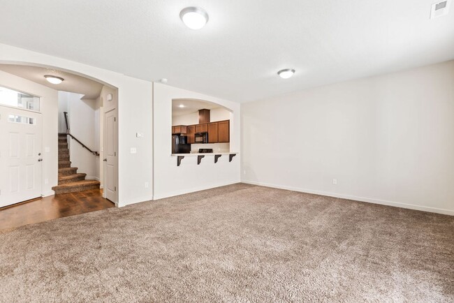 Building Photo - **AVAILABLE 18-May-2024** Woodridge Park C...