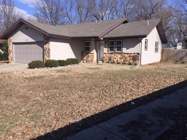 Foto del edificio - 2936 S Kimbrough Ave