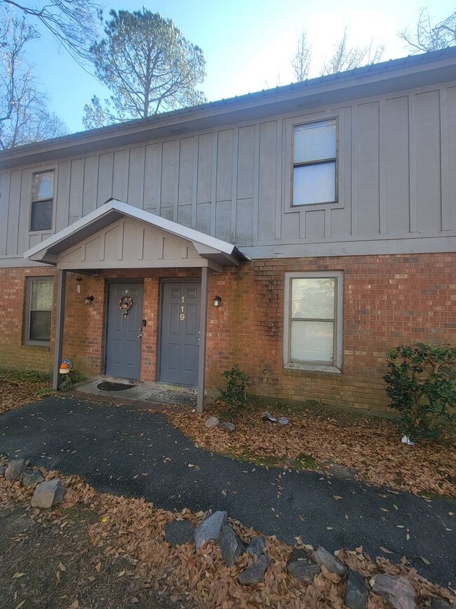 Building Photo - 119 Chalet North CT