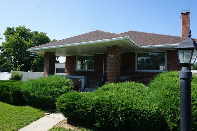 Building Photo - Great Home In Downtown Bountiful
