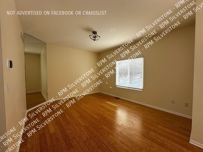 Building Photo - 2119 Cattail Cir