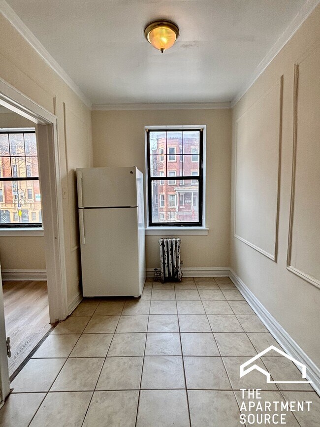 Foto del edificio - 4829 N Damen Ave