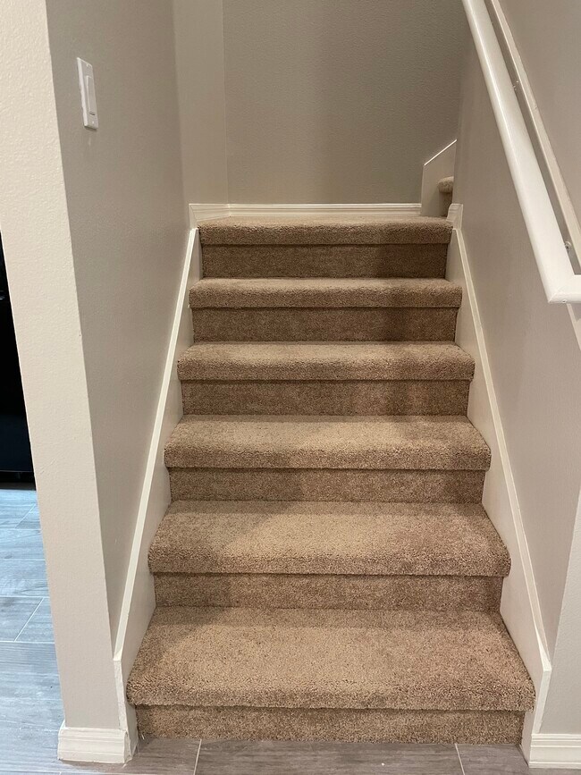 Foto del edificio - 2331 Retreat View Cir