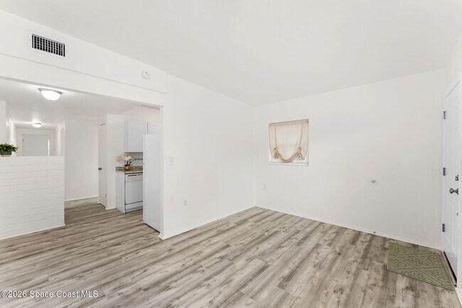 Foto del edificio - 123 Harrison Ave