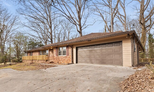 Foto del edificio - 388 Tall Oaks Dr NE