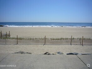 Building Photo - 1201 Ocean Ave