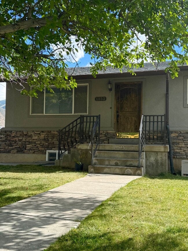 Building Photo - 1152 Sterling Dr