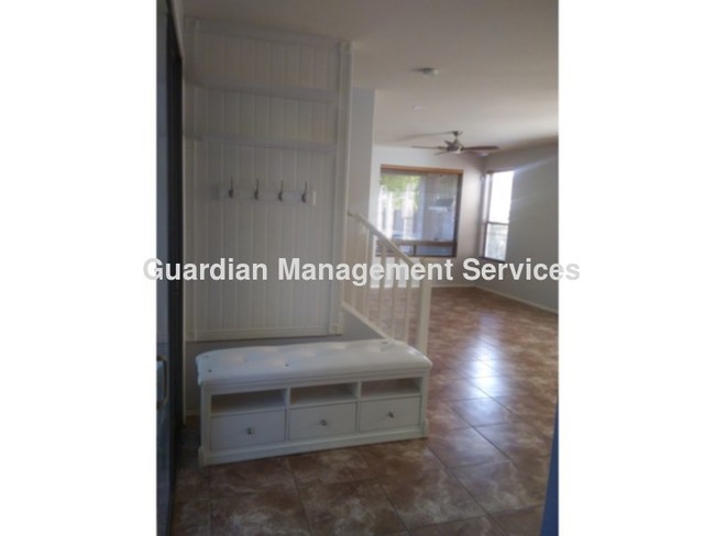Building Photo - 3960 S Splendor Pl
