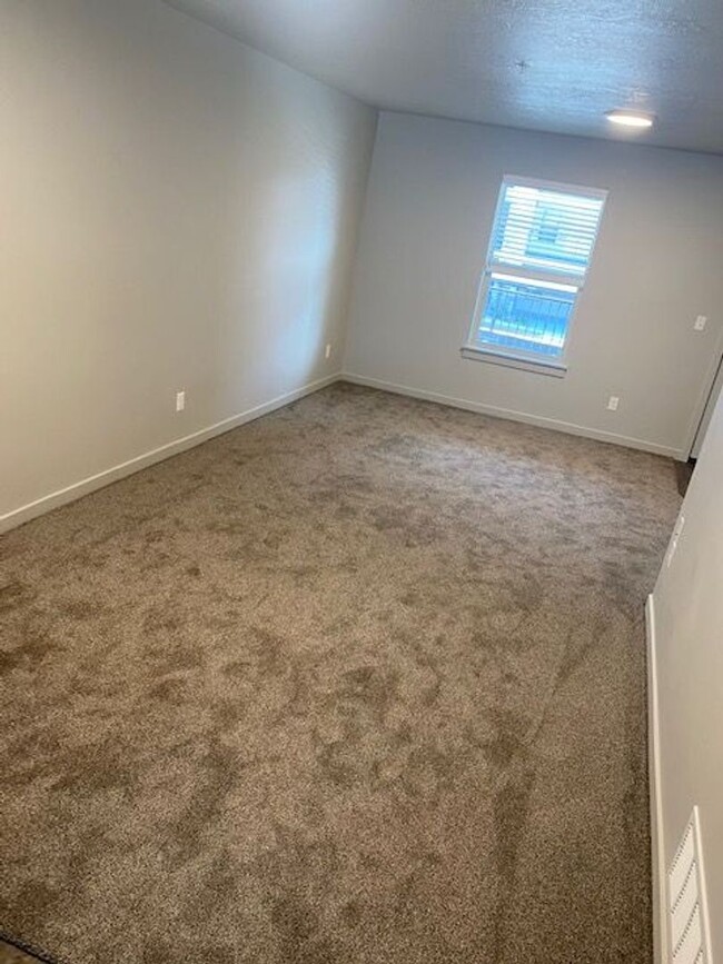 Foto del edificio - Beautiful 2 Bedroom Condo in Provo!