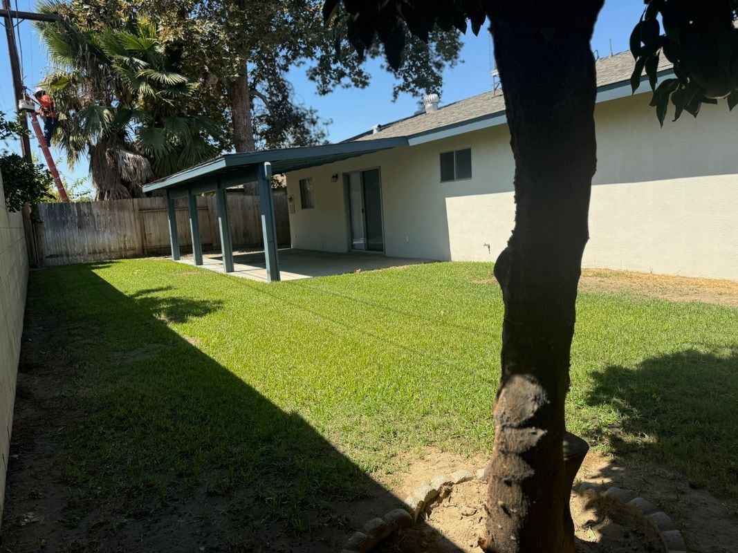 Foto del edificio - 4309 Starling Dr