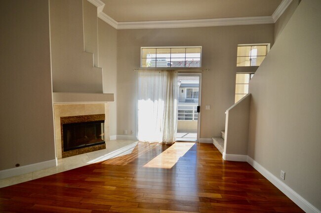 Building Photo - Remodeled 3 Bedroom Laguna Niguel Townhome