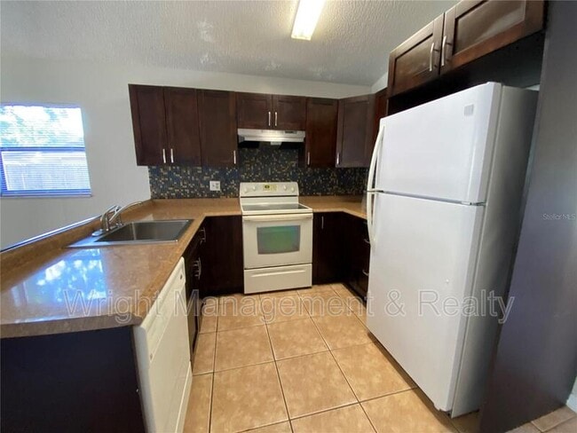 Foto del edificio - 9520 Drakemill Ct