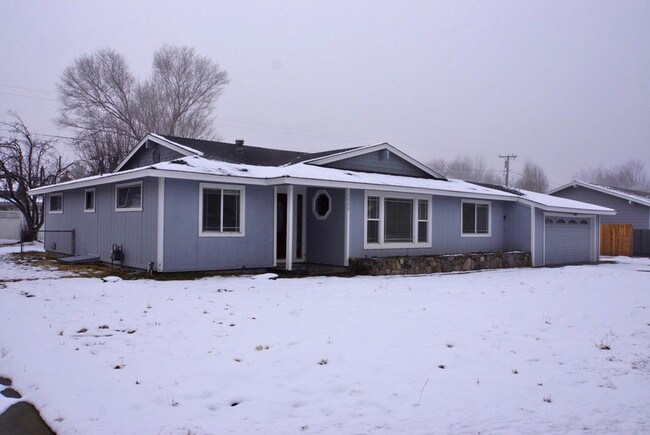 Building Photo - 1568 County Rd