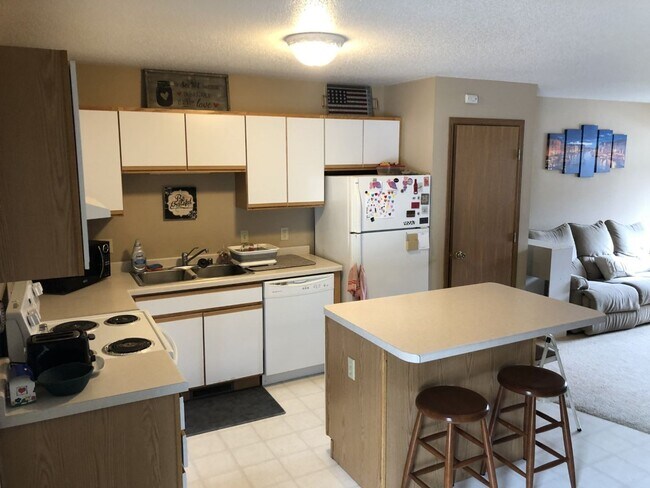 Foto del edificio - 4918 Coventry Ct
