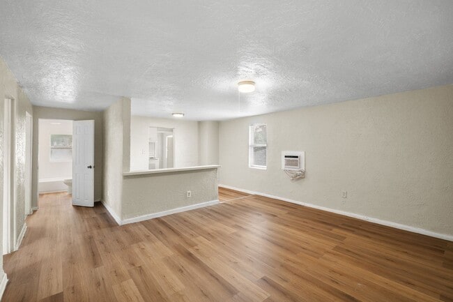 Foto del edificio - 1116 Upton Ct S