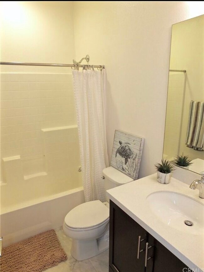 Foto del edificio - 5772 Acacia Ln