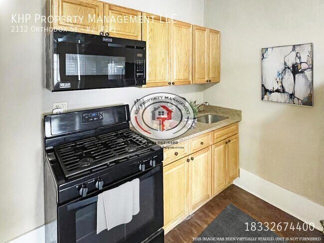 Building Photo - ONE MONTH FREE RENT! Cozy Studio in Frankf...