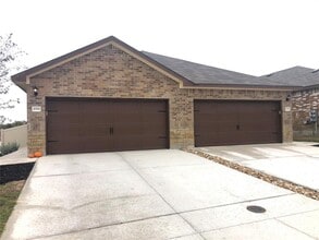 Building Photo - 109 Samuel Dr