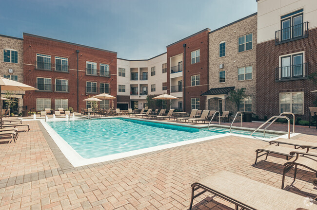 Vintage Tollgate Apartments