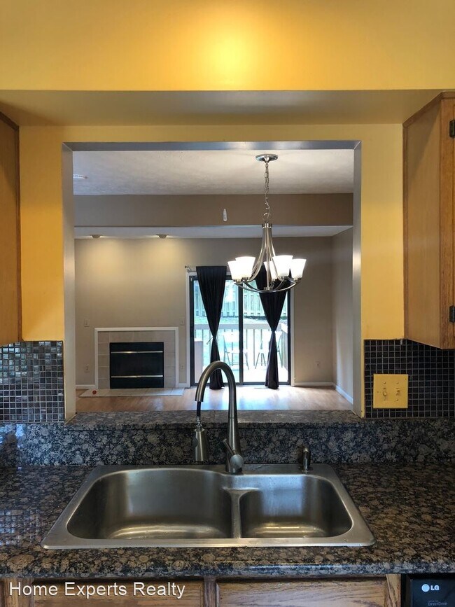 Building Photo - 3 br, 3.5 bath House - 9330 Hunters Creek Dr