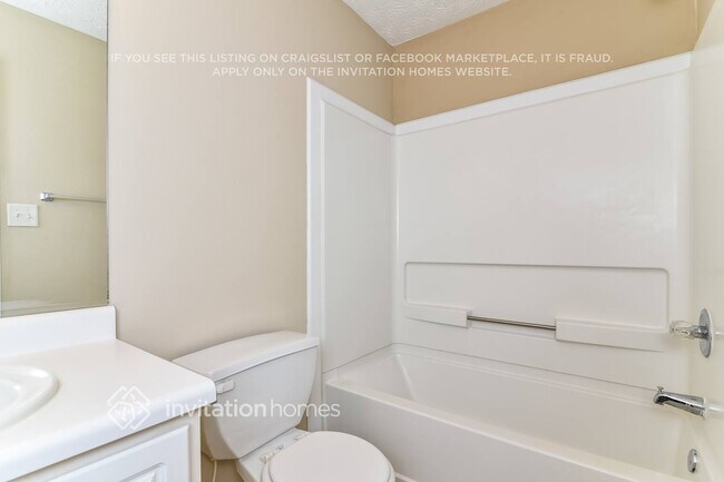 Building Photo - 4835 Daintree Ct