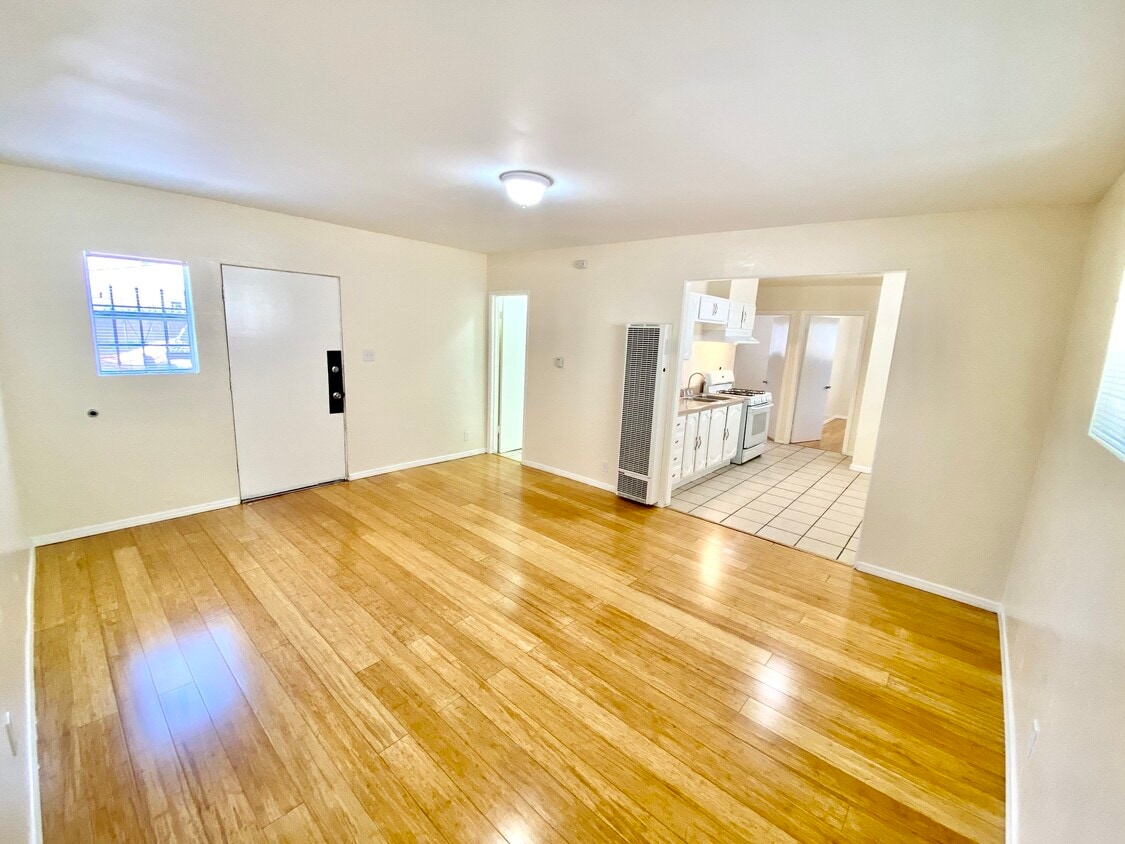 Photo - 1532 Locust Ave-