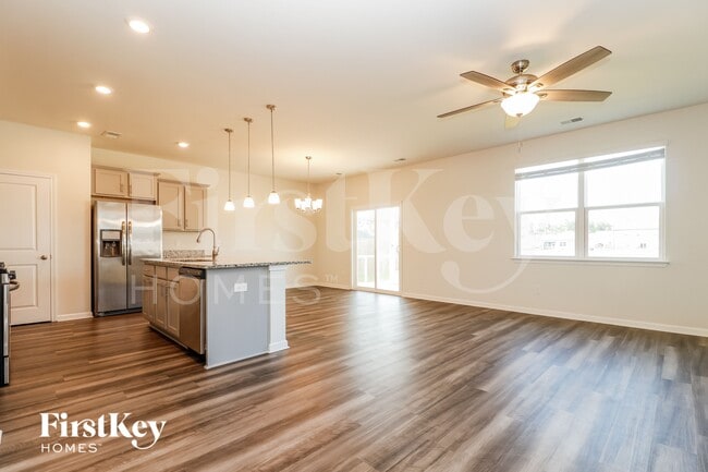 Foto del edificio - 591 Wayton Cir