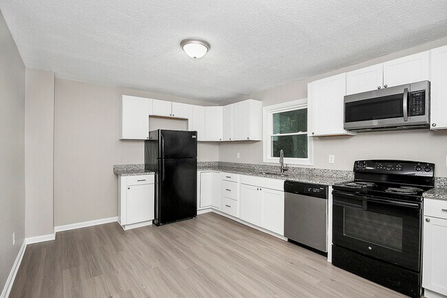 Foto del edificio - 311 N Long St