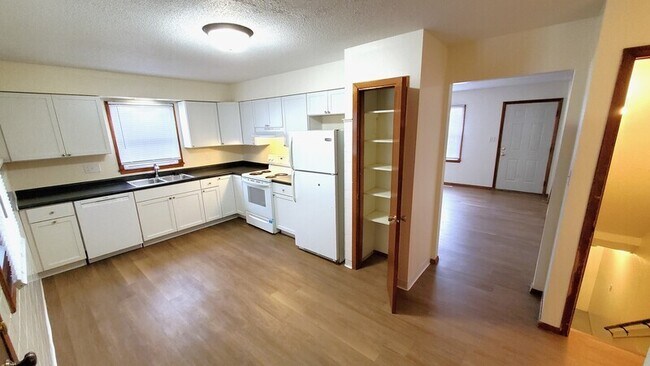 Foto del edificio - 2719 O Ave NW