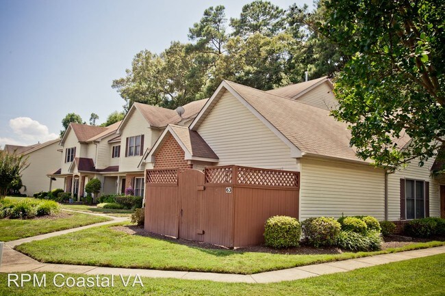 Building Photo - 63 Hollis Wood Dr