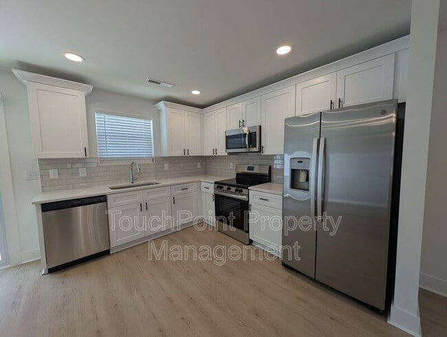Foto del edificio - 1415 Arden Ave