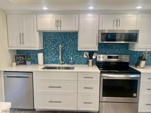 Foto del edificio - 4523 Windjammer Ln