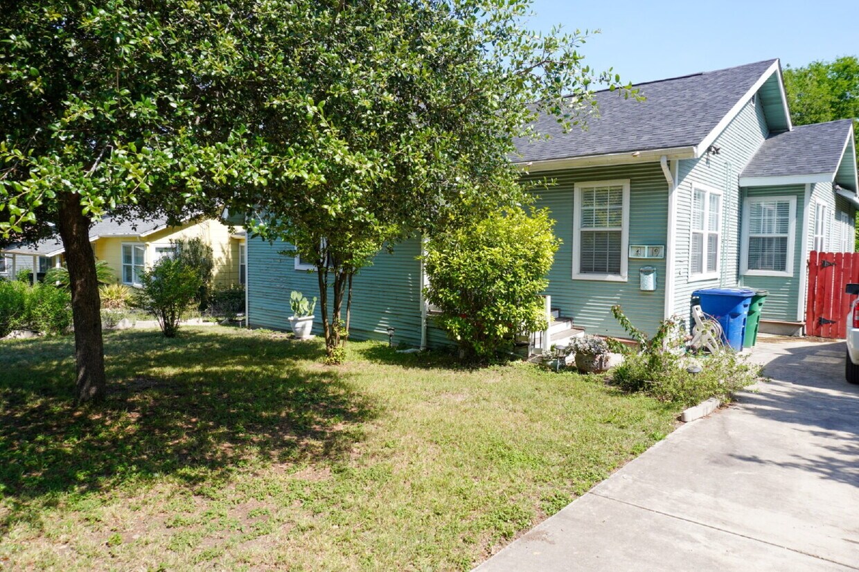 Foto principal - Charming Alta Vista Bungalow with Original...