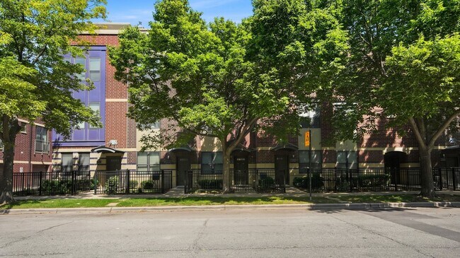 Foto del edificio - 510 W Elm St