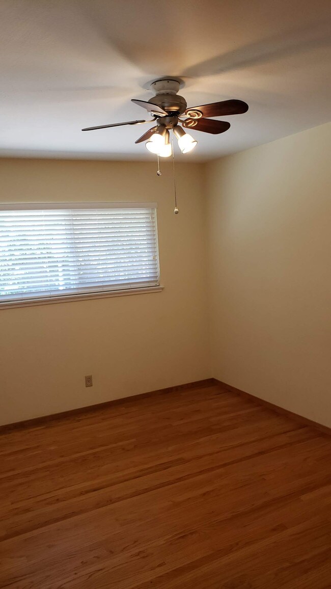 Foto del edificio - 1463 Dentwood Dr