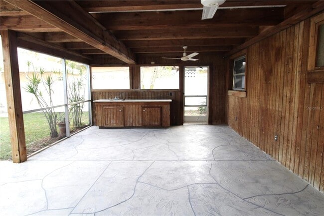 Building Photo - 7464 Cass Cir