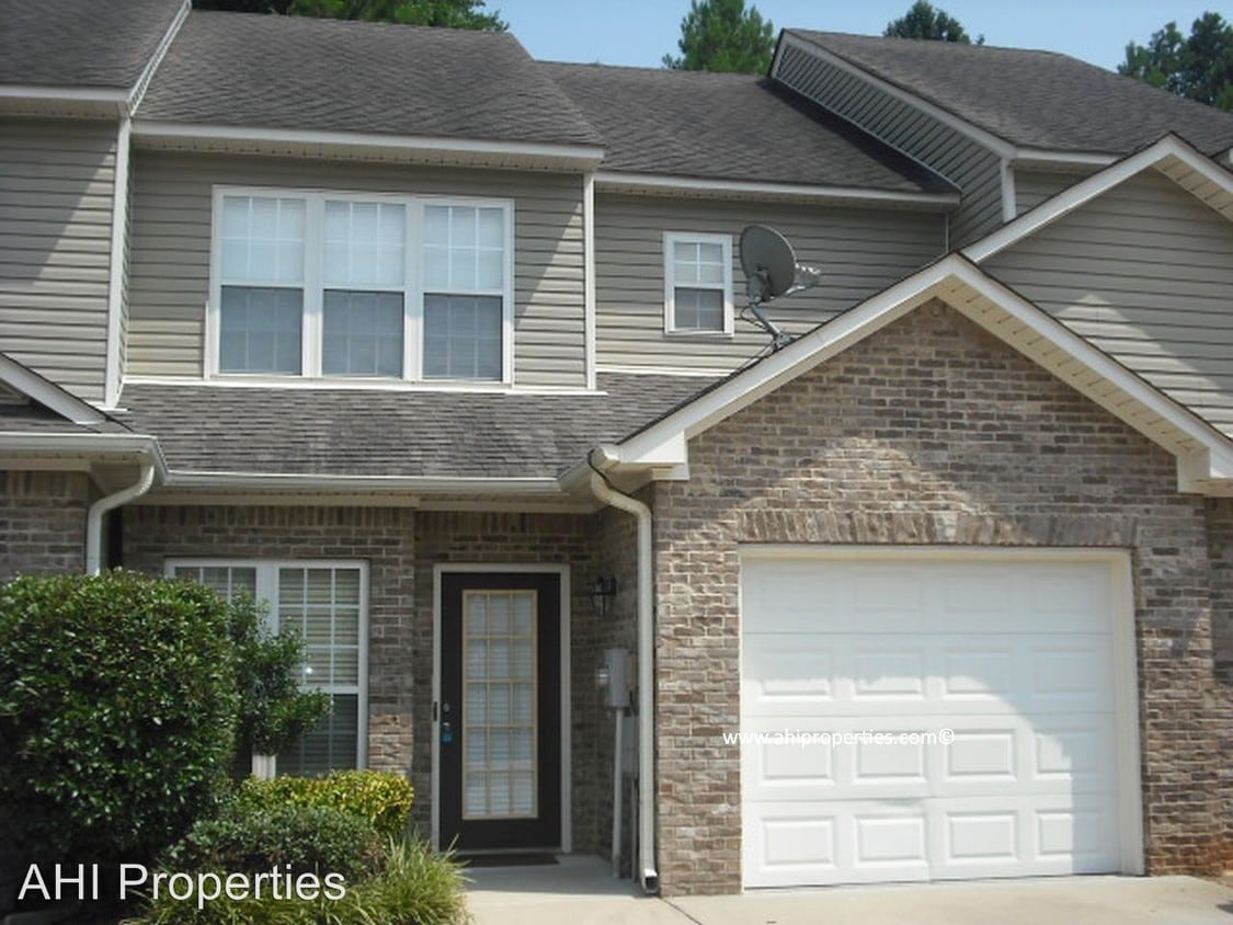 Primary Photo - 1451 River Walk Cir