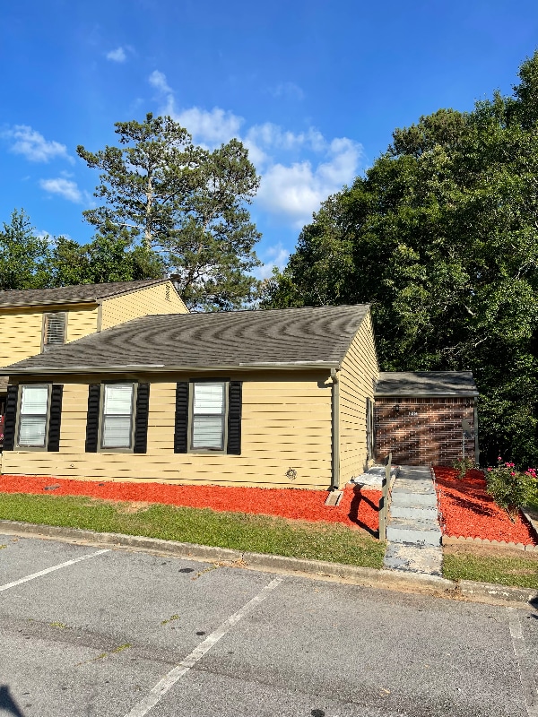 Building Photo - 129 Sandalwood Cir