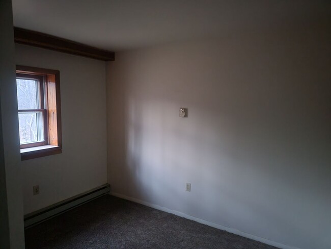 Foto del edificio - 4036-4038 Manor Drive